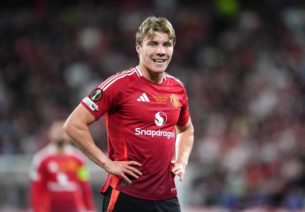 俊升配资 都体：国米有意霍伊伦，球员可能租借+买断形式转会