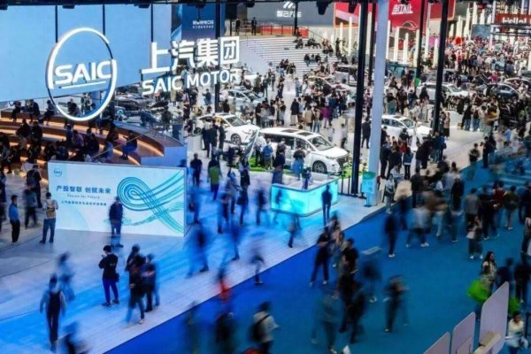 牛盈服务中心 上汽“八连涨”背后